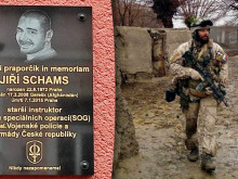 A memorial plaque to war veteran Jiri "Regi" Schams was unveiled