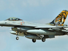 Unclear future of the F-16 in Ukraine. When will the fighters actually be deployed?