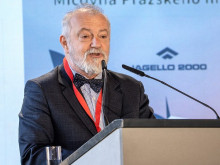 Hynek Kmoníček: The farther Russia is from us geographically, the greater our security