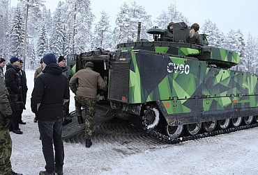 Representatives of the Ministry of Defence discussed details of CV90 for the Czech Armed Forces in Sweden