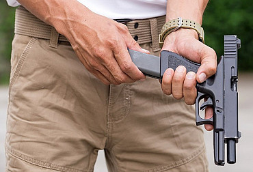 MPs are debating a high-profile amendment that could change the Arms and Ammunition Act by 202
