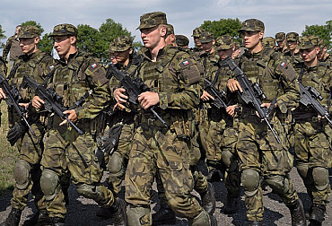 Recruiting is a current problem not only for the Czech Army, but also for such armies as the U.S. Army