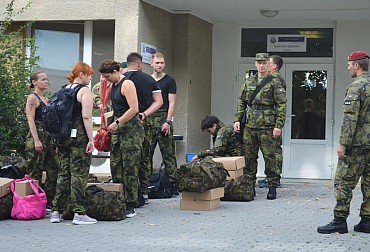 Vyškov welcomed new novices: 142 civilians will be wearing green clothes for the rest of the summer