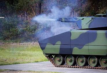 Varied ammunition gives the Lynx KF41 a battlefield edge