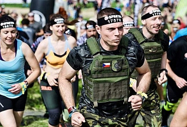 Active Reserves members at Spartan Race in order to train their physical condition