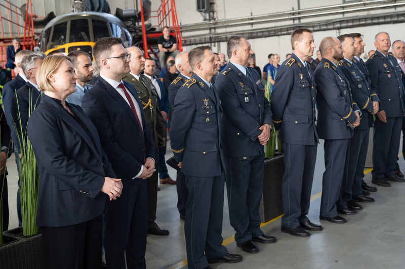 Foto: Slavnostního setkání se kromě současných i bývalých zaměstnanců CLV zúčastnila ministryně obrany České republiky Jana Černochová, 1. náměstek ministryně obrany František Šulc a další zástupci resortu obrany i Armády České republiky. | Michal Pivoňka / CZ DEFENCE