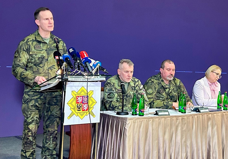 Foto: Generálporučík Karel Řehka hovoří na Velitelském shromáždění | Jan Zilvar / CZ DEFENCE