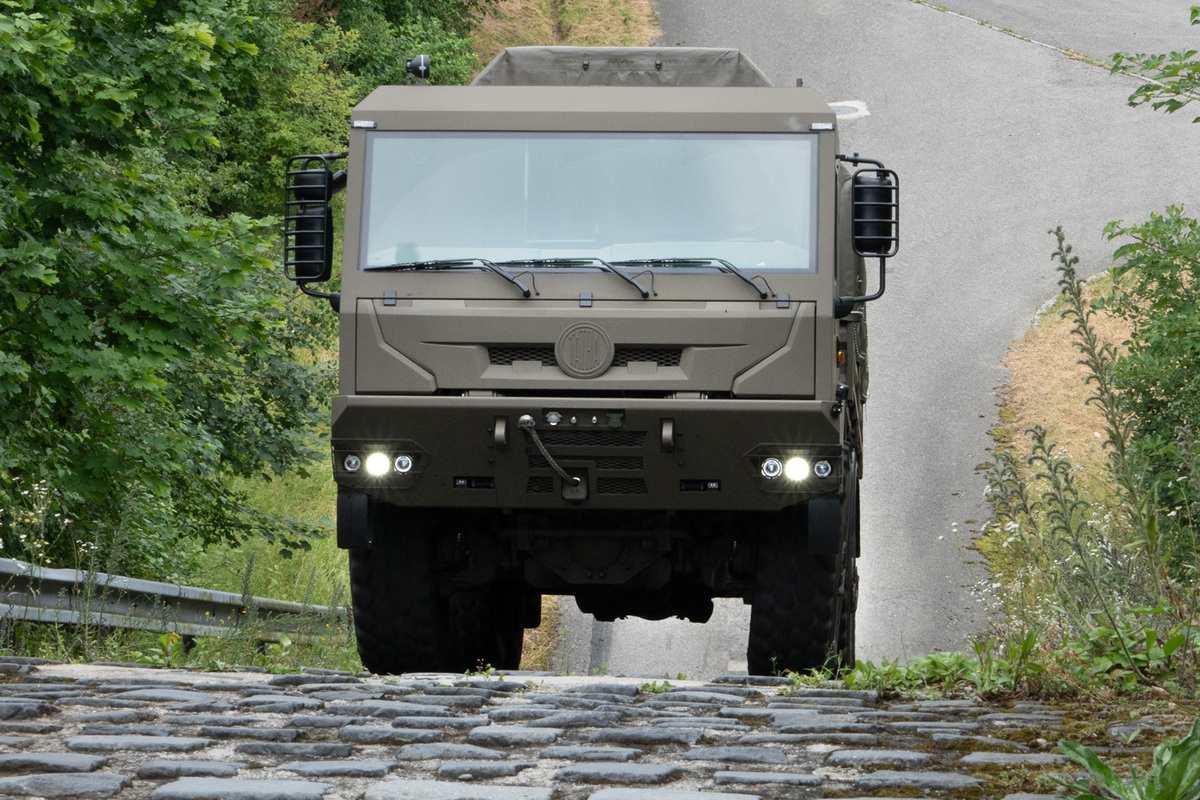 Foto: Tatra Force 3. generace na kopřivnickém testovacím polygonu | Michal Pivoňka / CZ DEFENCE