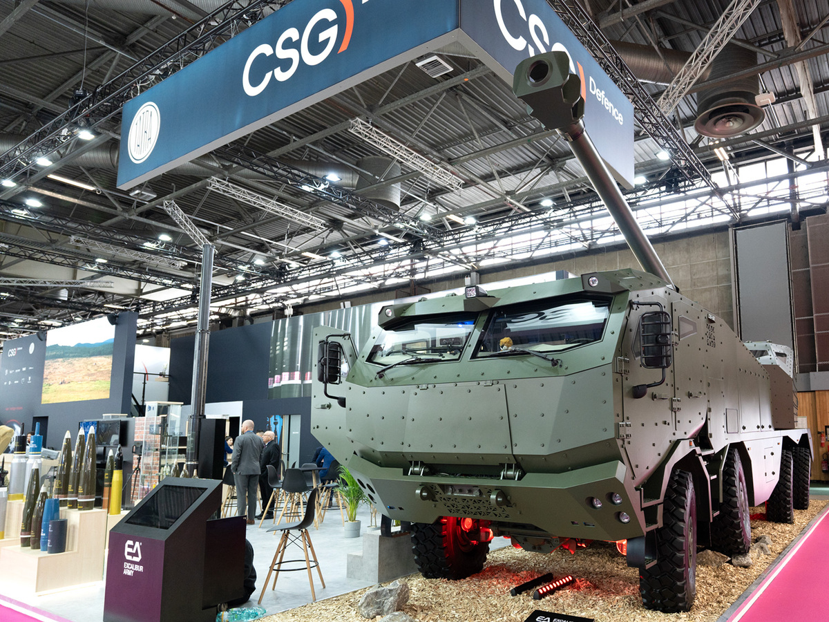 Foto: Díky nově uzavřenému partnerství skupina CSG seznámí nejen odbornou, ale i širokou veřejnost s jejími technologicky vyspělými výrobky ale i pokroky, kterých CSG dosáhla při adopci přelomových technologií. | Michal Pivoňka / CZ DEFENCE