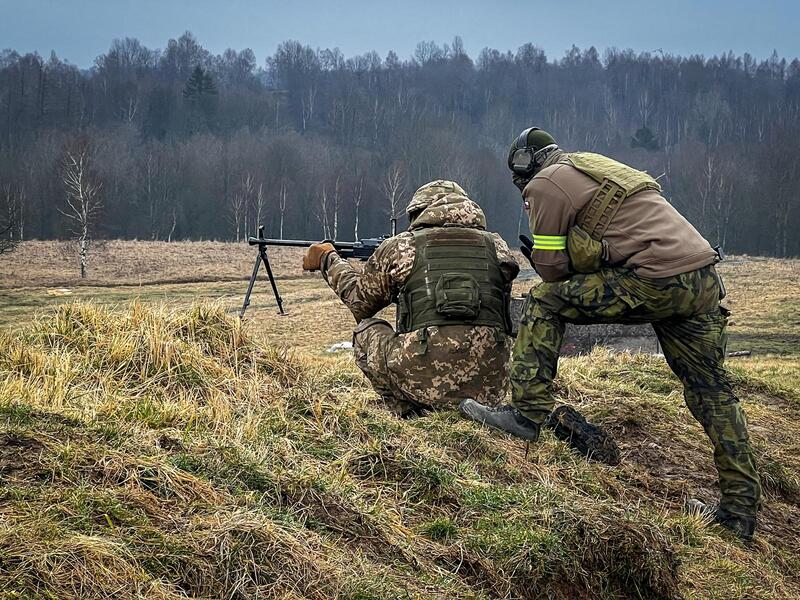 Foto: Výcvik ukrajinských vojáků | VeOper
