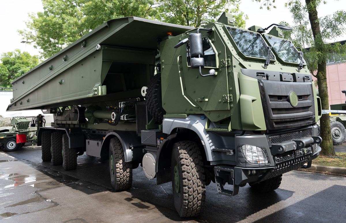 Foto: Mostní systém Leguan na podvozku Tatra 10x10 | Michal Pivoňka / CZ DEFENCE