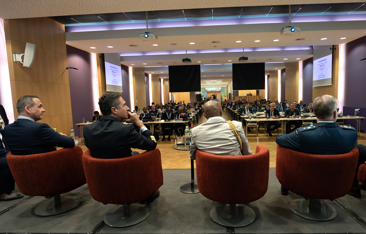 Foto: Ve dnech 14. až 16. října se v kongresovém sálu hotelu DAP uskutečnil druhý ročník konference Future Air Force 2024 | Michal Pivoňka / CZ DEFENCE